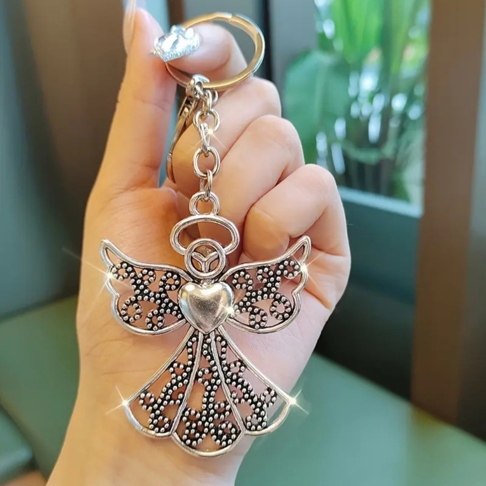 Silver Angel Heart Keychain - Women's Accessories